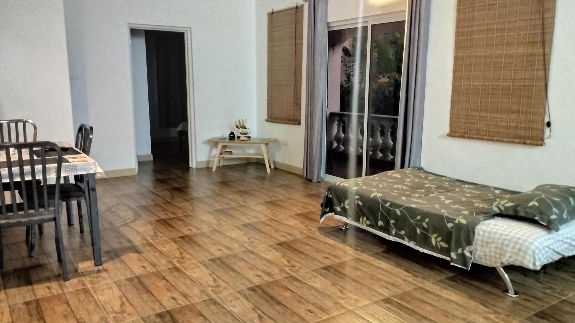 Dovass Self Catering Apartments Такамака Номер фото