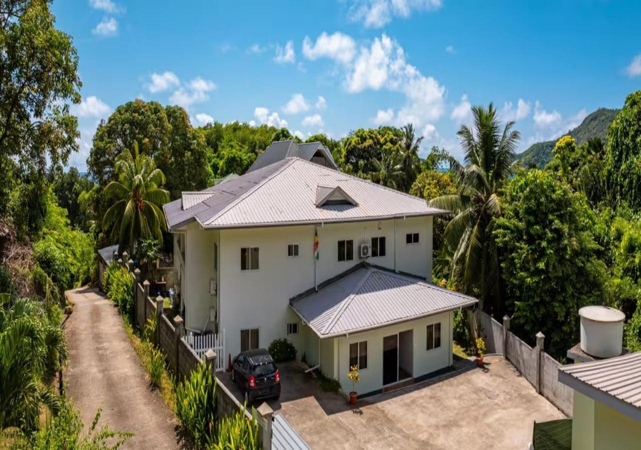 Dovass Self Catering Apartments Такамака Экстерьер фото